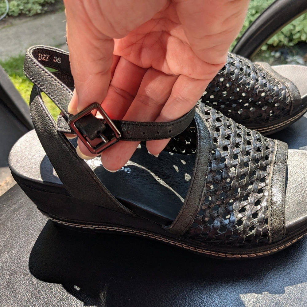 ANTELOPE "Tyla" Wedge Sandals, Sz 36/5-5.5, EUC!!!! - Picture 2 of 11